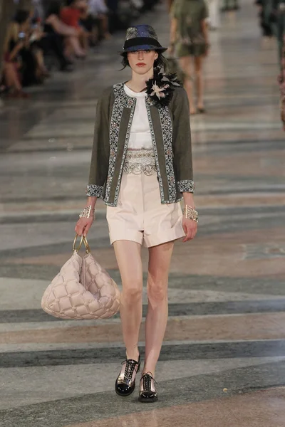 Look 20